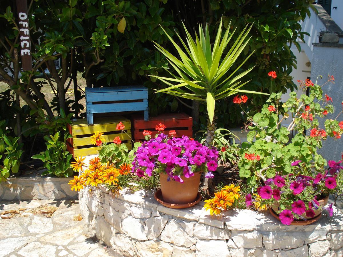 Breezes B&B Conca Specchiulla Exterior photo